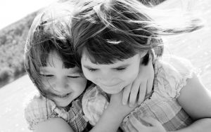 You may love it, but if it does not suit your face it can be your worst hair style. There are smart and safe hair styles for mean, irrespective of...